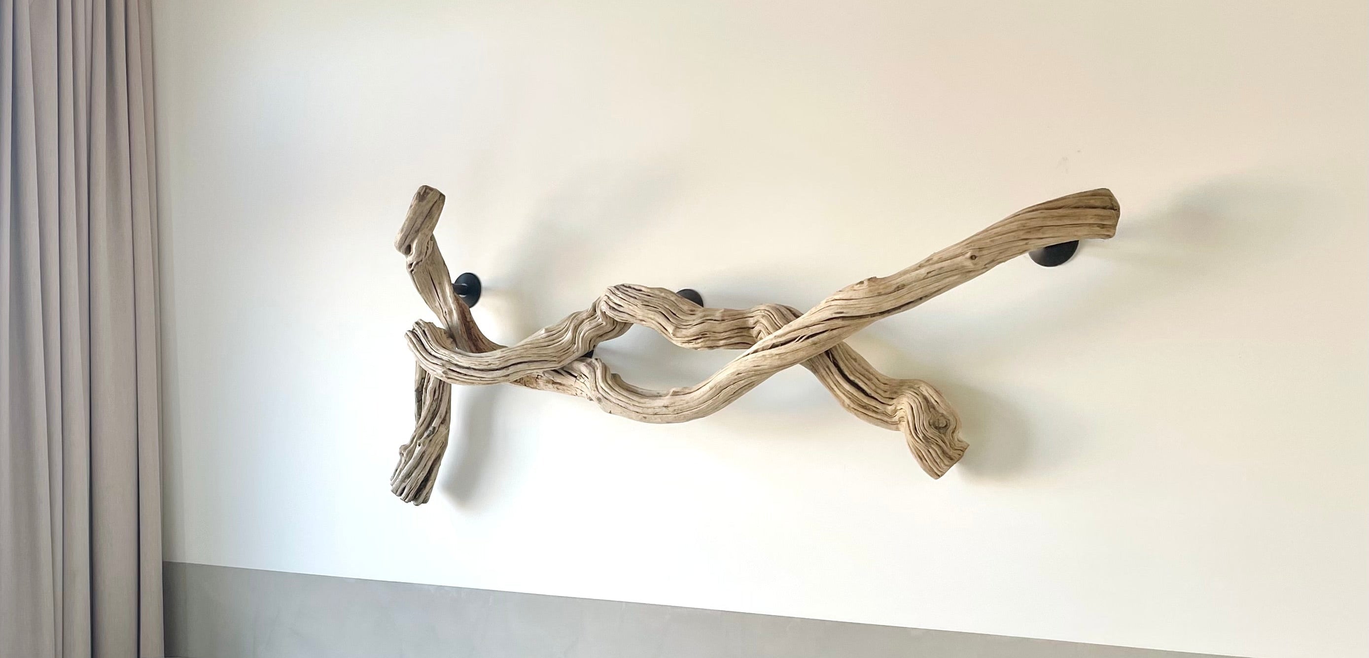 Wall Mount Round